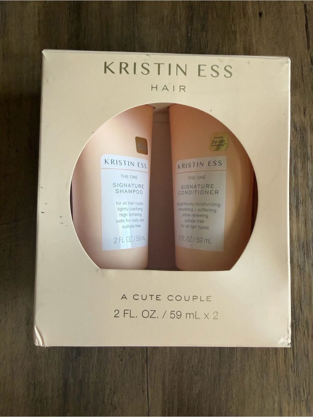 Kristin Ess Hair Care Travel Set with shampoo & conditioner 2fl oz